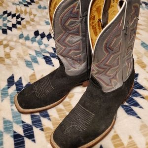 Nocona Mens 10.5D Black leather Square Toe Boots.Nice!